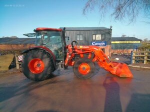 Kubota M5112 Tractor U6365