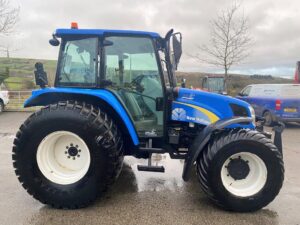 New Holland T5060 Tractor U5142