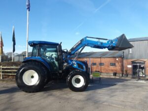 New Holland TD5.105 Tractor U6696