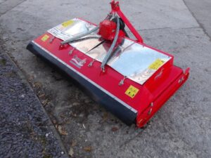 Trimax Striker 190 U6714