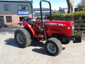 Massey Ferguson 1547 Tractor U6846
