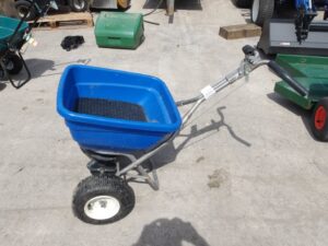 Fertiliser Spreaders U6939/40/41