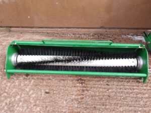 Dennis Brush Cassette U6916