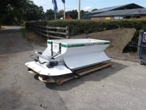 Dakota 410 Mtd Topdresser U6981
